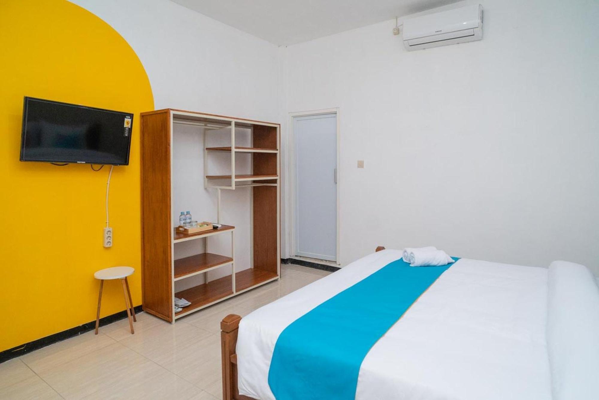 Sans Hotel Queen Batu Sumber Brantas Zimmer foto